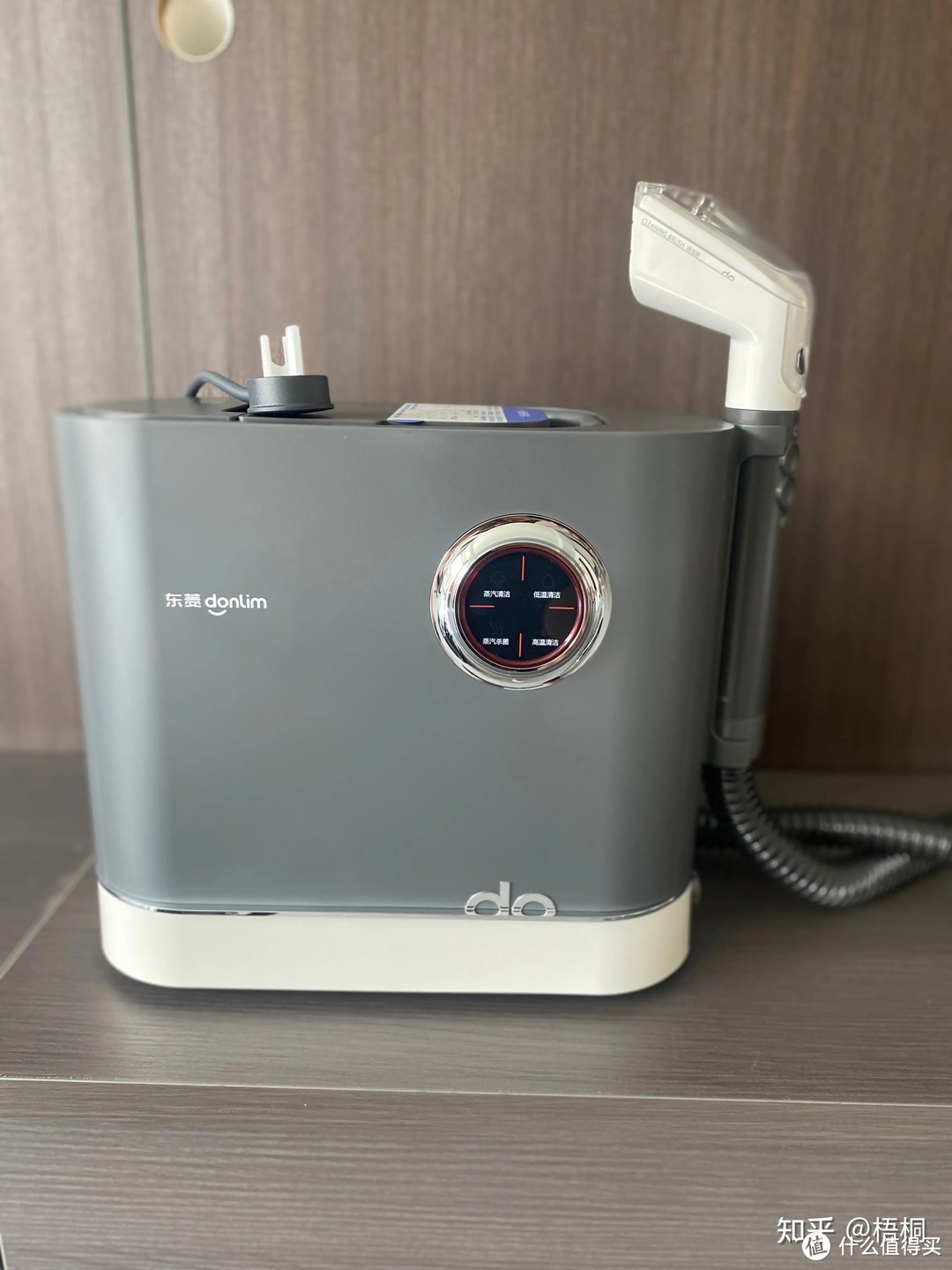 2024年布艺清洗机推荐,布艺清洗机是智商税吗?东菱、必胜、uwant哪个牌子好?3款布艺清洗机深度实测